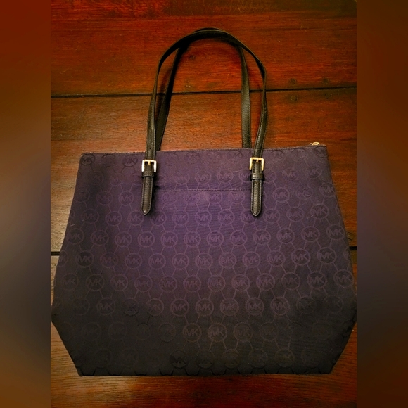 Michael Kors Tote - Picture 4 of 5